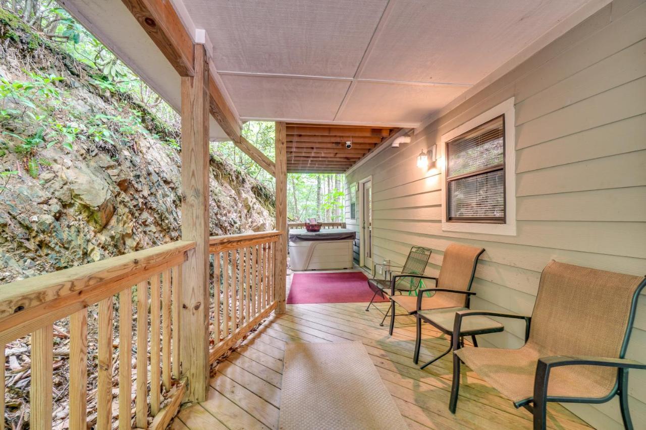 Gatlinburg Vacation Rental Balcony With Hot Tub! Buitenkant foto